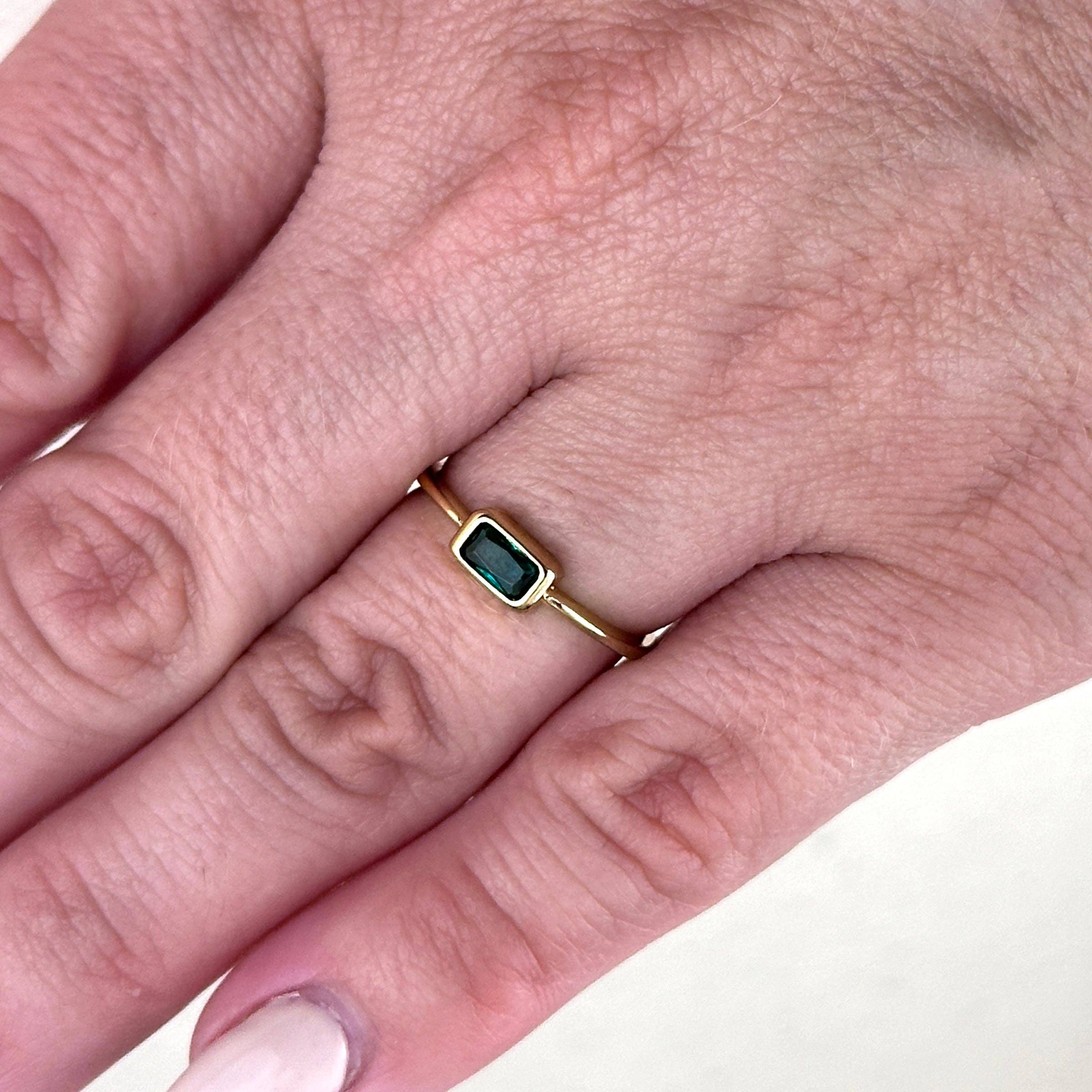 18k Gold Filled Colored CZ Rectangle Solitaire Ring: Black / 7