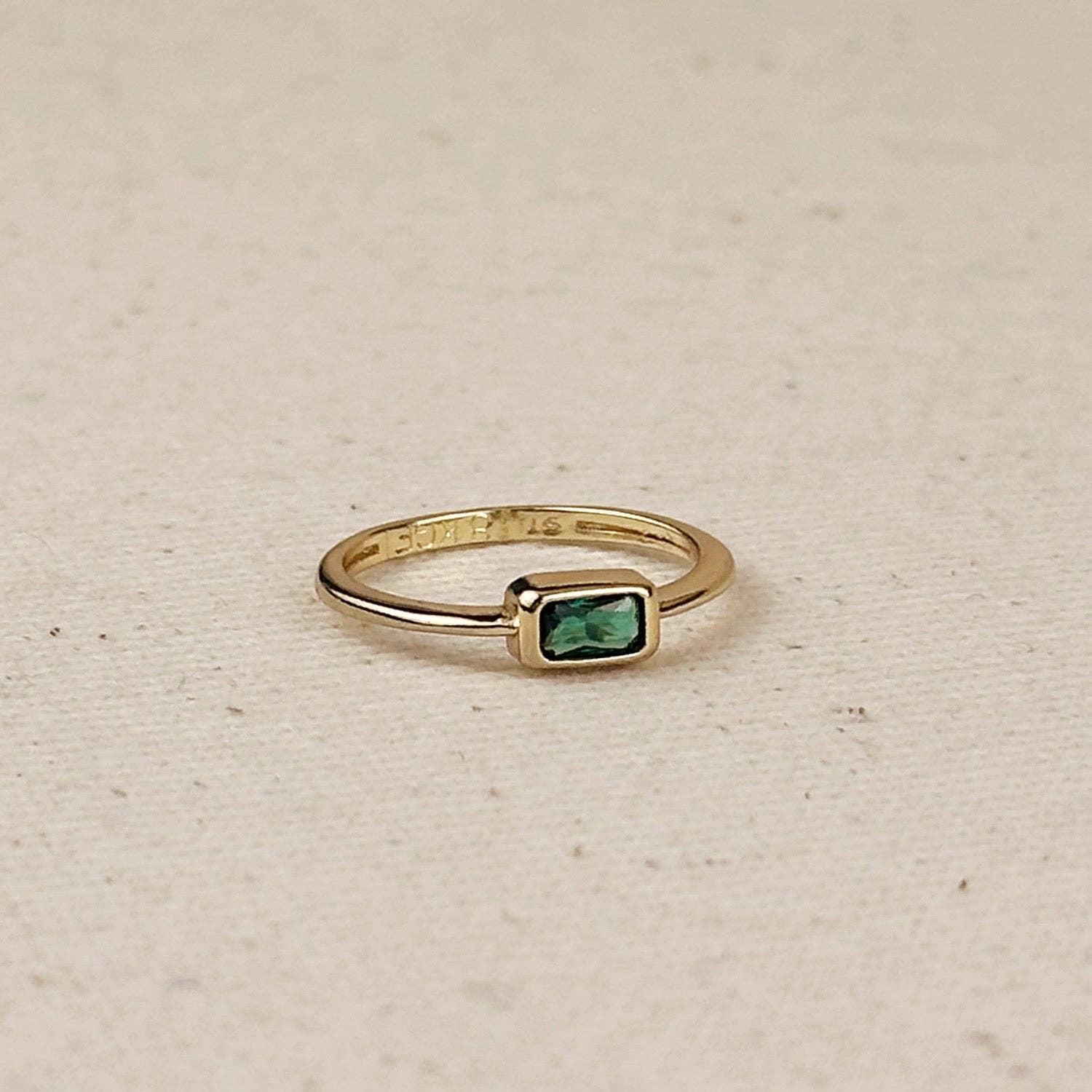 18k Gold Filled Colored CZ Rectangle Solitaire Ring: Black / 7