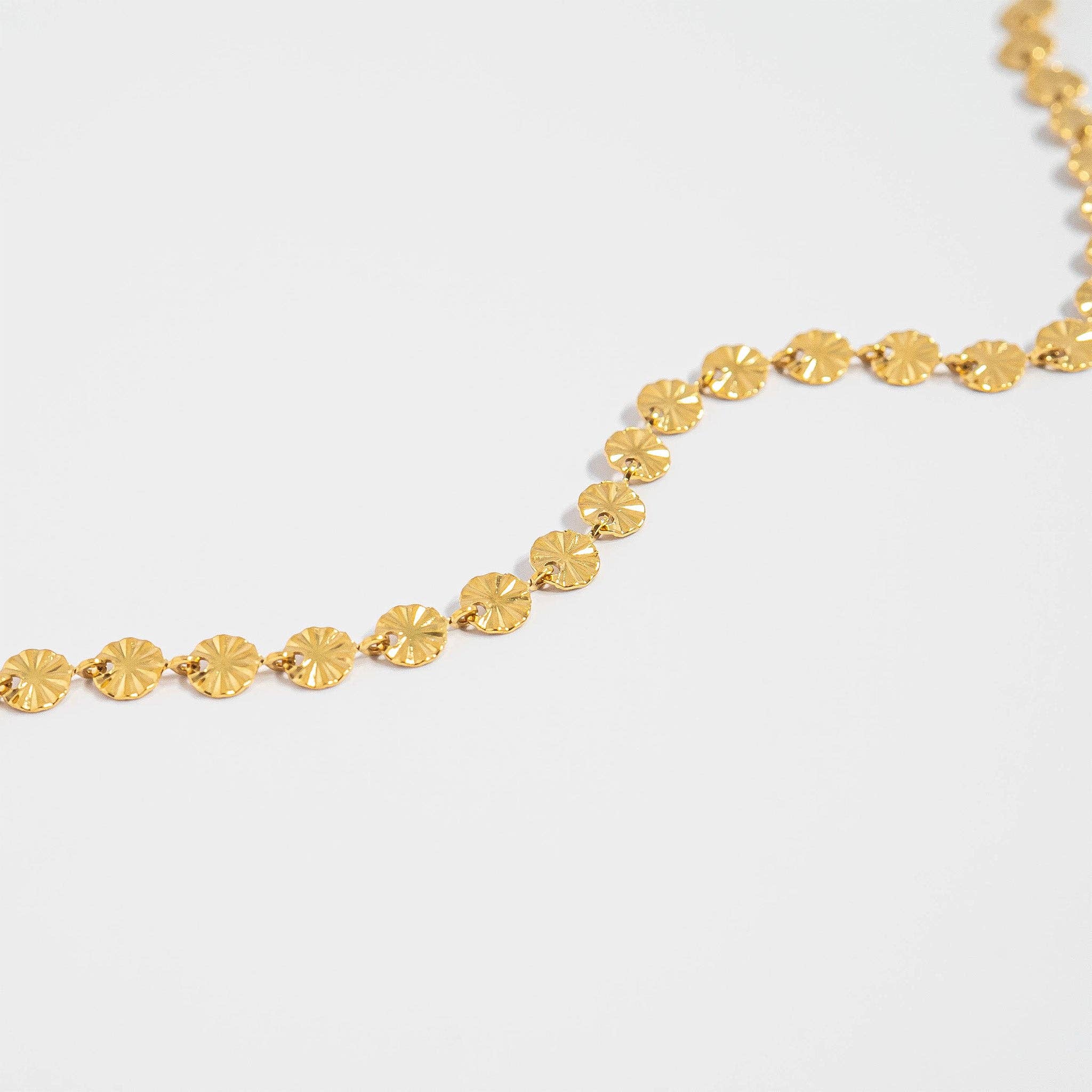 18K Gold PVD Stainless Steel Sunburst Chain Necklace: Stainless / 18+2"