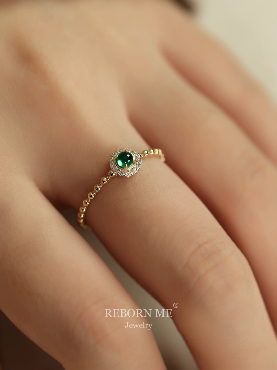 Pure Gold Cultivated Emerald Ring