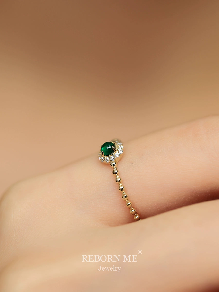 Pure Gold Cultivated Emerald Ring