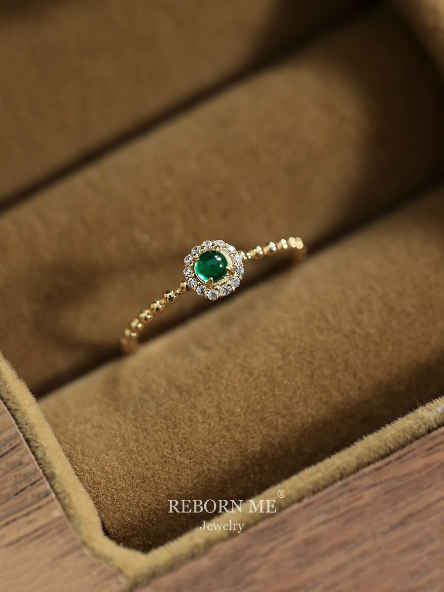 Pure Gold Cultivated Emerald Ring