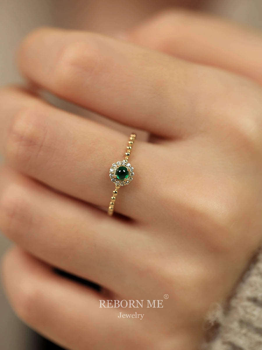 Pure Gold Cultivated Emerald Ring