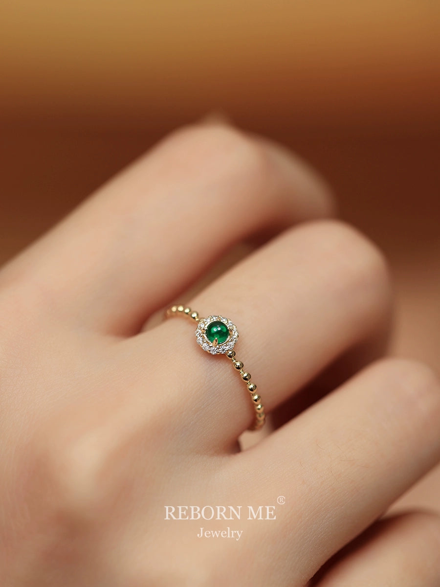 Pure Gold Cultivated Emerald Ring