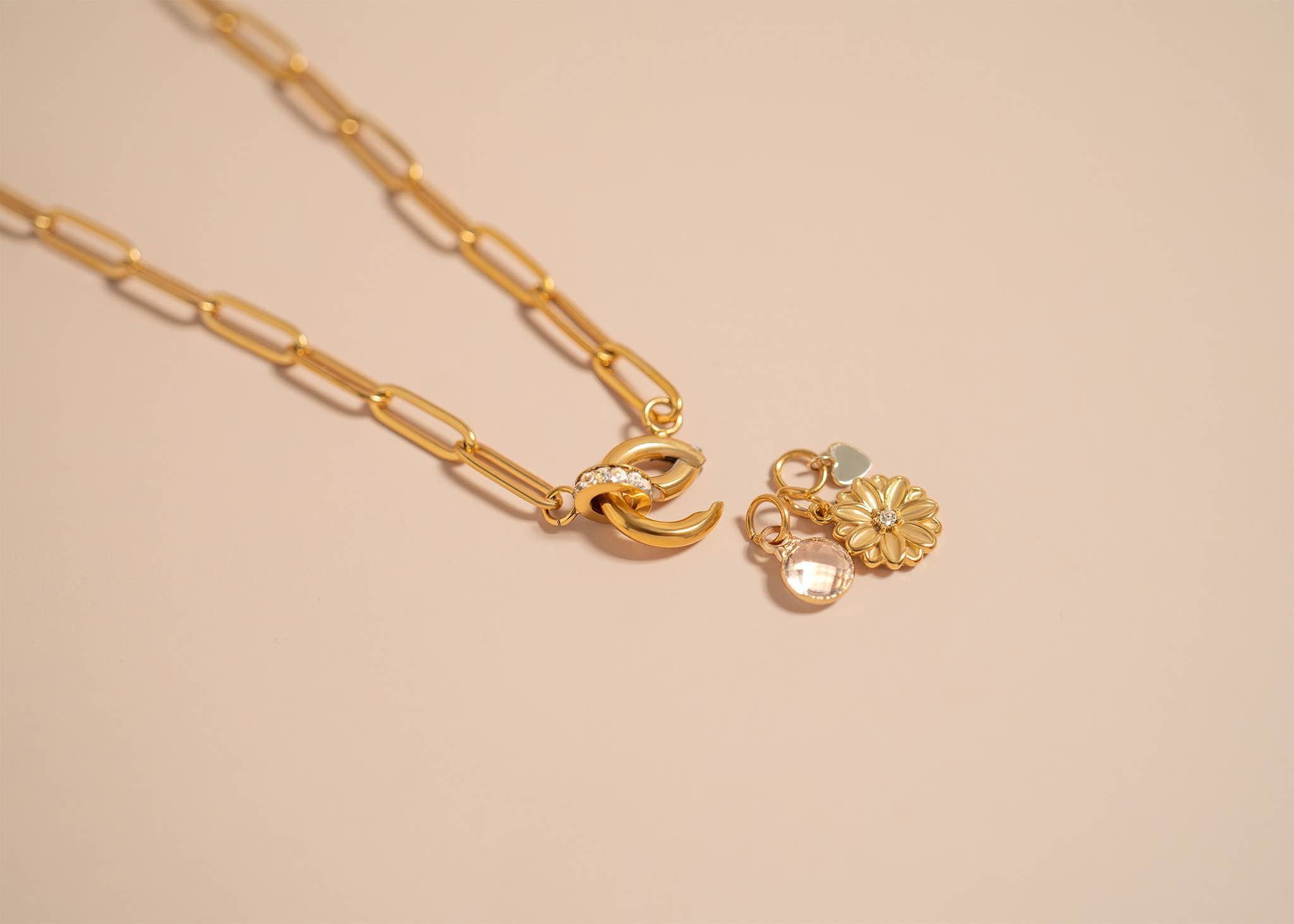 18K Gold PVD Paperclip Rhinestone Charm Holder Necklace: Stainless